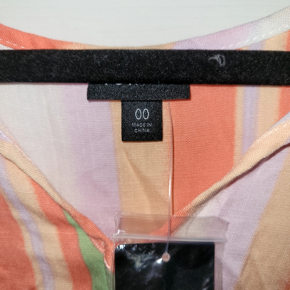 Torrid Top - Picture 2 of 4